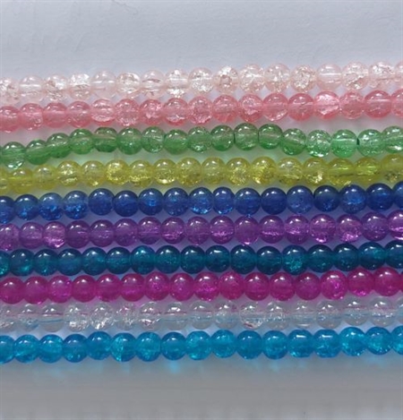 10 x 80 cm. gennemfarvede, krakelerede glas perlestrenge. 6 mm.