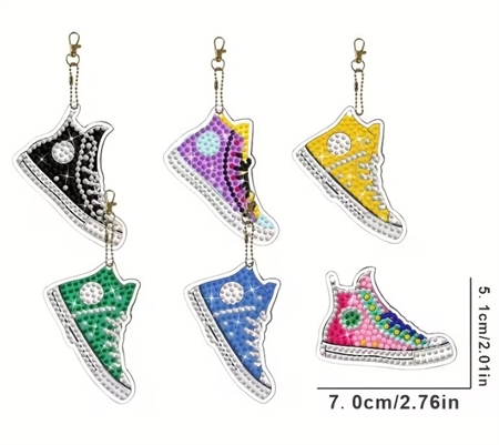 6 diamant nøgleringe med sneakers