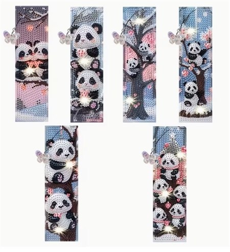 6 bogmærker med pandaer. 