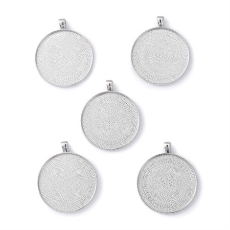 10 metal medaljoner. 51 x 4,3 x 2 mm