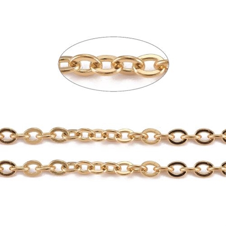 5 m. forgyldt kæde i stål. Str. 3x2x0,6mm.