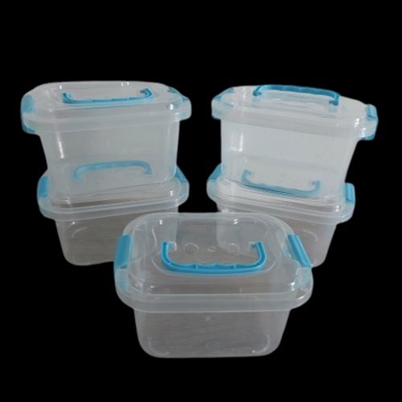 5 emballager med låg. Kan indeholde 6,5 dl.