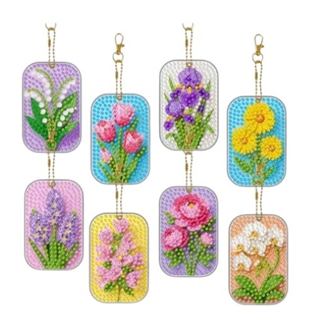 8 diamant nøgleringe med blomster"tags"